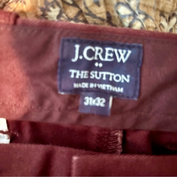 J. Crew Men's Maroon Chinos size 31x 32 - Picture 3 of 4